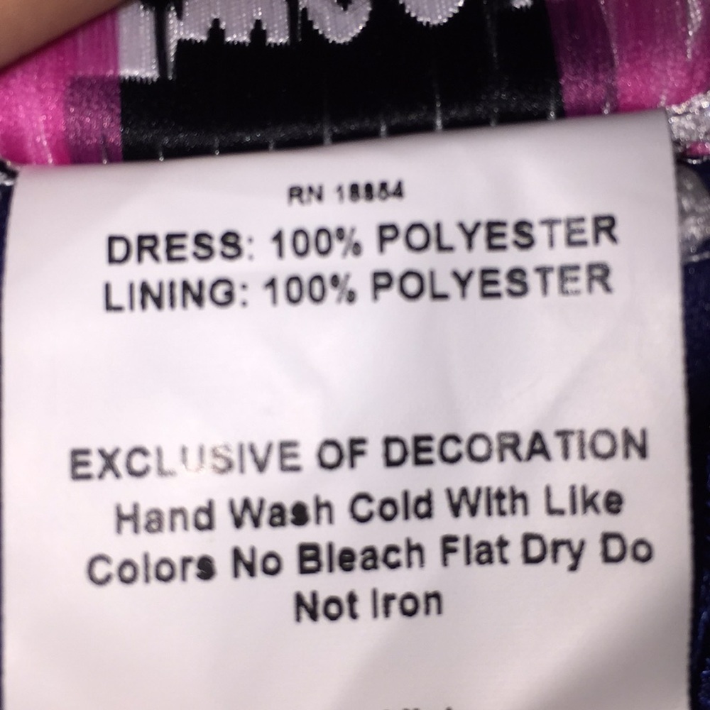 Dress - Picture 4 of 4